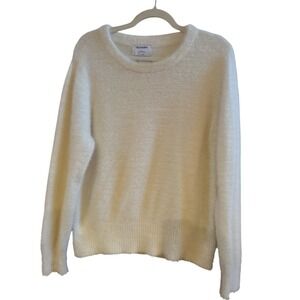 Old Navy White Extra Large Soft Fuzzy Crew Neck Long Sleeve Pullover